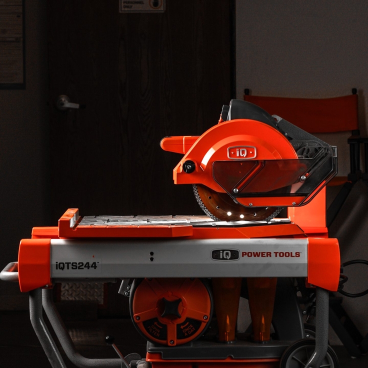 iQTS244 Waterless Tile Saw 24" Rip x 18" Diagonal Cut 240/110V