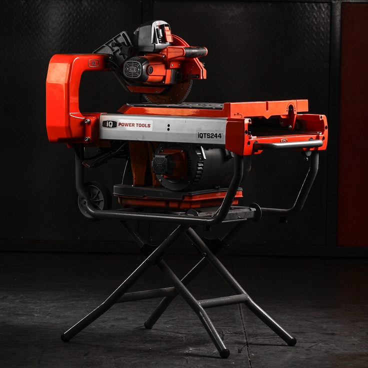 iQTS244 Waterless Tile Saw 24" Rip x 18" Diagonal Cut 240/110V