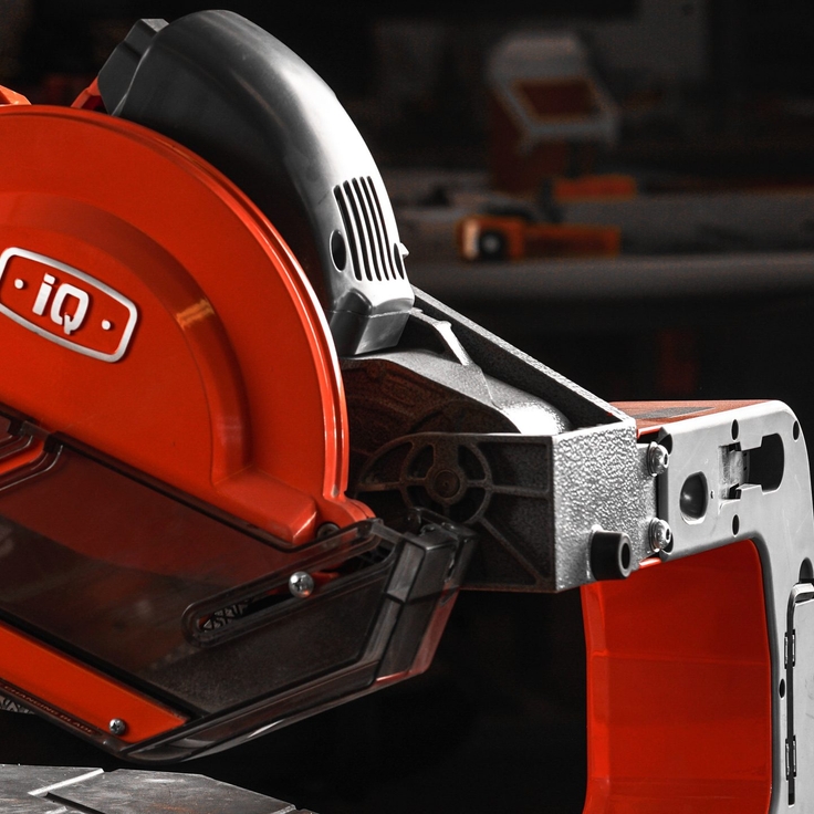 iQTS244 Waterless Tile Saw 24" Rip x 18" Diagonal Cut 240/110V